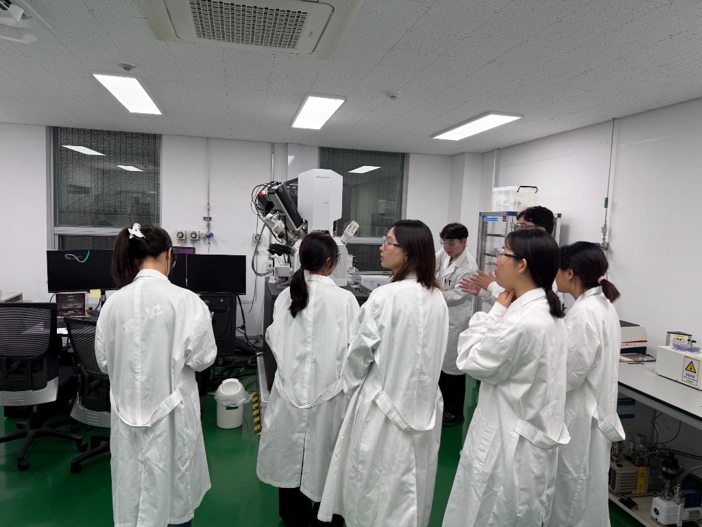 Syensqo lab tour 2